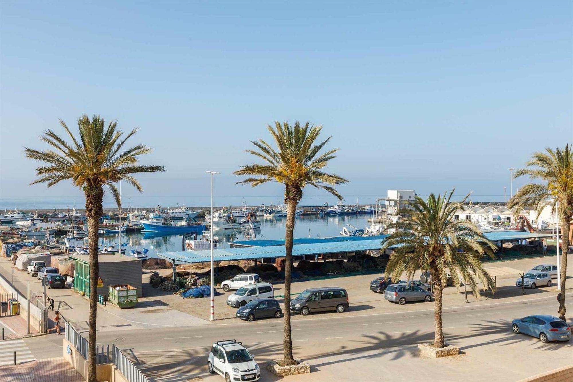 Апартаменты A&N Seaport 2A Калета-де-Велес Экстерьер фото