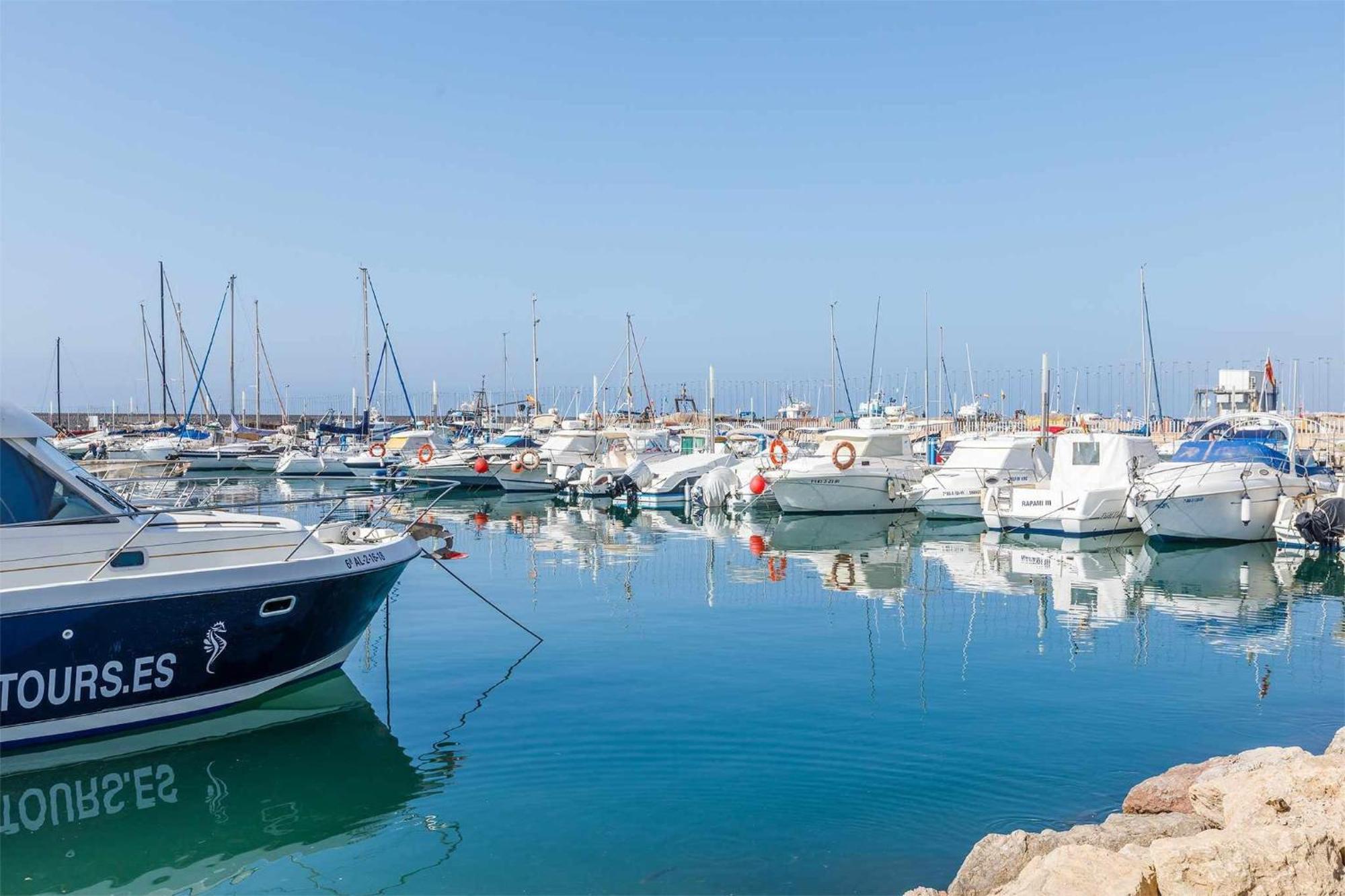 Апартаменты A&N Seaport 2A Калета-де-Велес Экстерьер фото