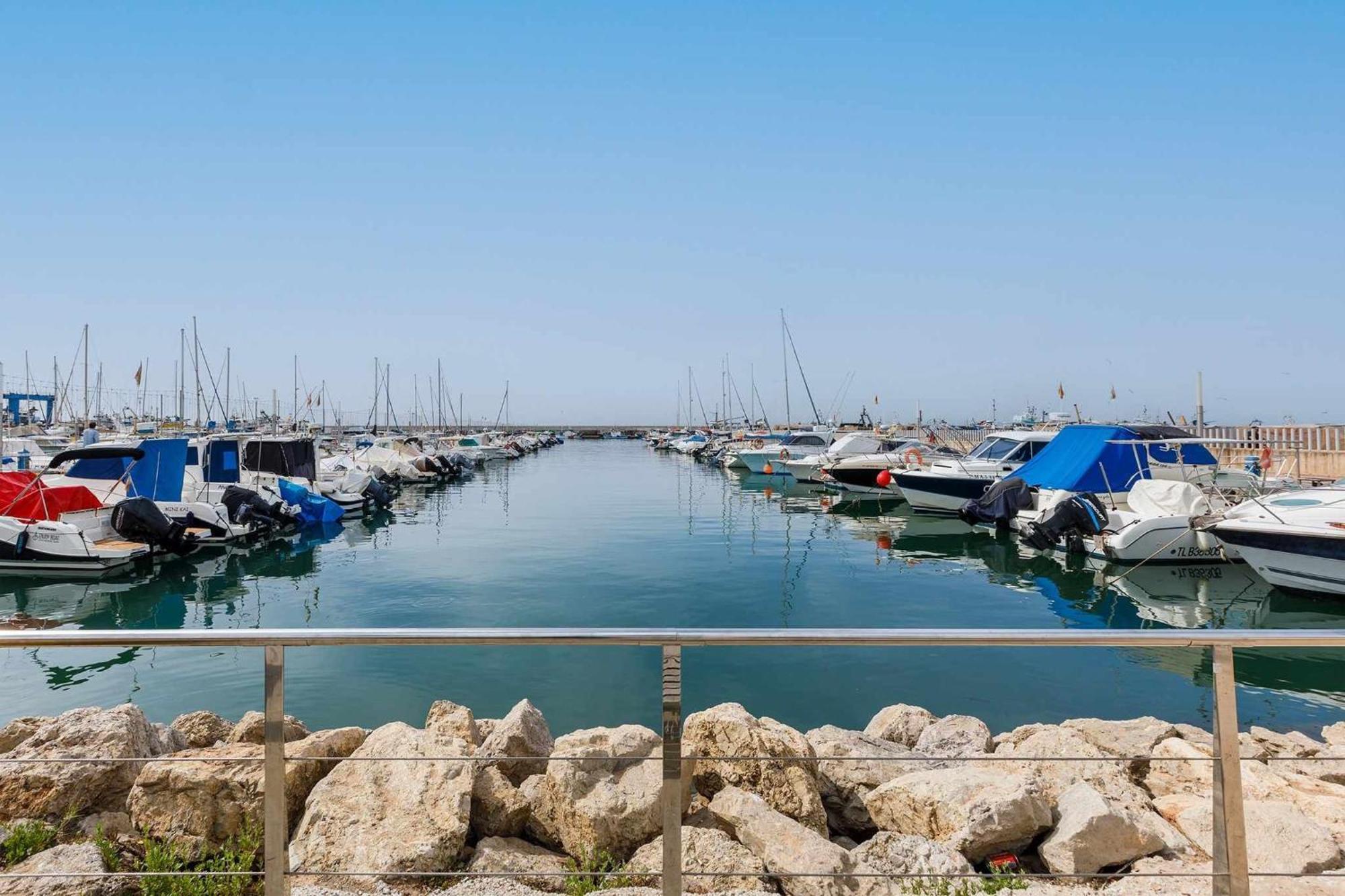Апартаменты A&N Seaport 2A Калета-де-Велес Экстерьер фото